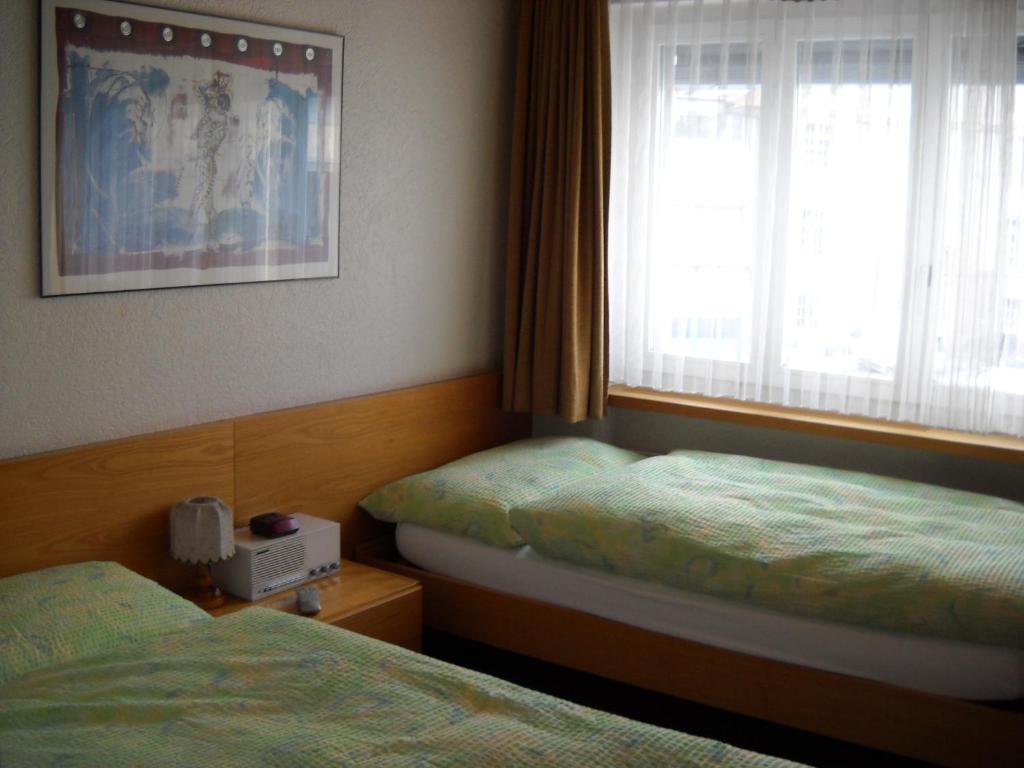 Hotel Restaurant Moleson Flamatt Room photo